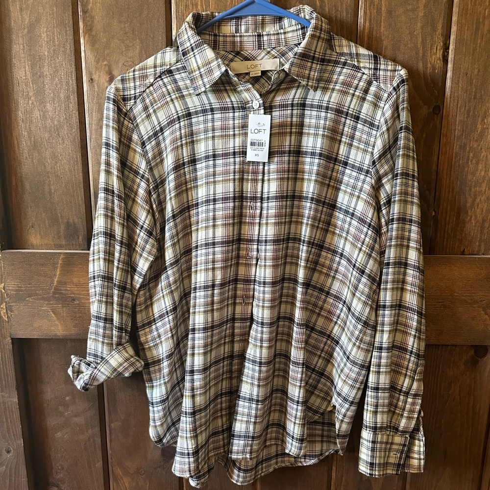 Woman’s Loft Button Up Flannel Plaid, New With Tags Size XS